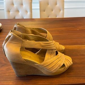 Cole Haan wedge sandals size 8, great condition